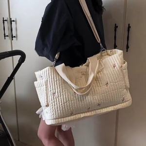 Convenient Maternity Shoulder Bag Portable Handbag with Ample Space for Baby Supplies with Lovely Embroidery Pattern