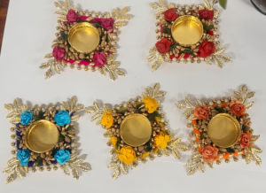 Traditional Handmade Reusable Desingner Tea Light Candle Holder | Diwali Gifts | Pooja Decor | Festive Decoration (Pack of 1)