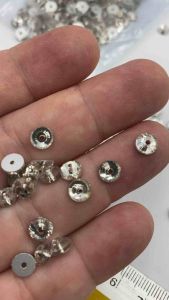 STONE KACA KRISTAL MOTIF BULAT LANCIP BOLONG LUBANG TENGAH UKURAN 4 MM PER LUSIN KUALITAS GRADE AA KILAU BAGUS