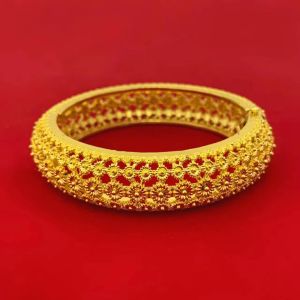 กำไลข้อมือลายฉลุ ชุบทอง/เงิน/เงินรมดำ กำไลล้านนา/เจ้านาง กำไลนางรำ กำไลเจ้าสาว กำไลชุดไทย สินค้าพร้อมส่งจากประเทศไทย