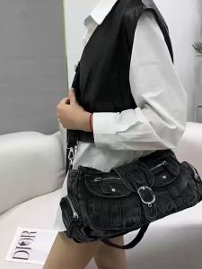 2026 Fashion New Style Womens Retro Denim Washed Denim Tote Bag With Large Capacity Handbag2026