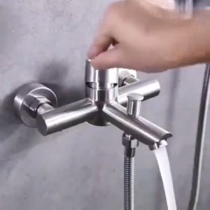 Wall Mount Cold Hot Water Mixer 304 Stainless Steel Triple Valve Nozzle Tap Bathtub Faucet Bathroom Shower Faucet Set