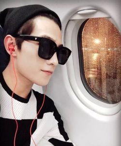 [HCM][Siêu Sale+ Giá Sập Sàn+Ảnh Thật] Kính Thời Trang Cao Cấp- Kính Nam -Nữ Thiết Kế Sành Điệu Hợp Thời Trang Sang Trọng