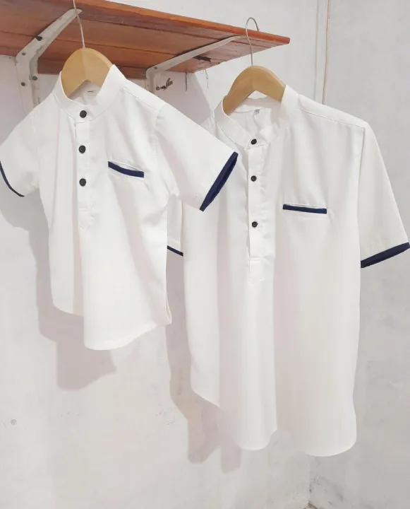 Baju%20Koko%20Kurta%20Couple%20Ayah%20dan%20Anak%20Tangan%20Pendek%20Bahan%20TOYOBO%20Premium%20Adem%20Koko%20Anak%20Koko%20Pria%20Dewasa%20M%20L%20XL%20XXL%20JUMBO%20Seragam%20Atasan%20Lebaran%20Baju%20Muslim%20Pria%20Baju%20Koko%20Kembar%20-%20Image%203