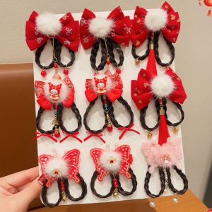 NEEUJ สีแดงเเดง กิ๊บติดผมโบว์สำหรับเด็ก ดอกไม้ประดับดอกไม้ พู่พู่ห้อย แท่งขน Hanfu น่ารักมากๆ กิ๊บติดผมชุดถัง ที่คาดผมวันตรุษจีน สำหรับเด็กๆ