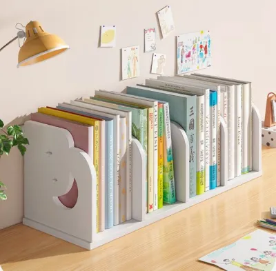 Kệ sách để bàn có chia ngăn rất tiện dụng giúp ngăn lắp bàn làm việc