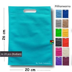 1 Kodi isi 20 Tas Kain Spunbond Goodie Bag Polos Model Oval Ukuran S = 20x26 cm Goodie Bag Ramah Lingkungan Bisa Di sablon Untuk Bingkisan Kemasan Souvenir Belanja Lipat Snack Ultah / Ulang Tahun Anak Promosi Wadah kosmetik Tempat Buku / Yasin Mukena