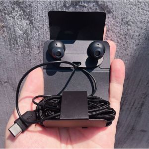 Âm Thanh Hay - Chuẩn AKG Typec - Tai Nghe SamSung Chân Cắm Dẹp ( Typec ) Màu Đen - Tặng Kèm Núm Tai Thay Thế Phụ - Bảo Hành 1 Năm