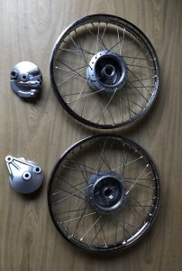 CĂM ĐÙM NIỀNG(CĐN)-VÀNH NAN SẮT BẢN 1.2 VÀ 1.4*17 INCH ĐÙM 110-PHANH CƠ RÁP LÊN ZIN CHO HONDA WAVE @ S RS RSX 110BLADE 110DREAM 110