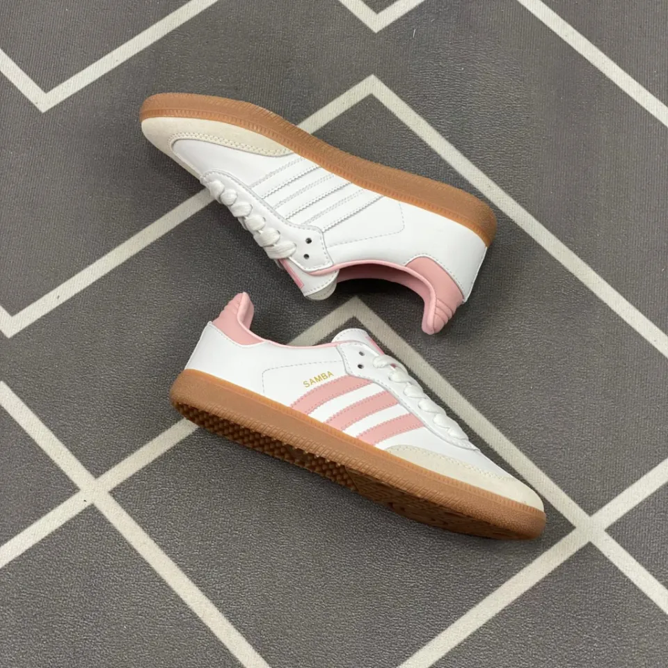 Adidas originals samba shop pink sole sneaker