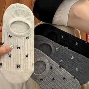 【𝗥𝗲𝗮𝗱𝘆 𝗦𝘁𝗼𝗰𝗸】1 Pair Of Short Socks With Bow Embroidery Pastel Color Cute And Sweet Style Anti-skiing Boat Socks