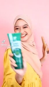 Body Wash Scrub SR12 Dengan Ekstrak Kopi Dan Aloevera Membersihkan Menyegarkan Menenangkan