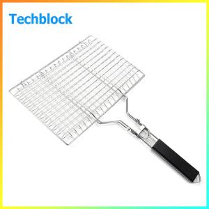 BBQ Grilling Basket Wooden Handle Grilling Basket Anti-Corrosion Vegetable Grill Basket with Detachable Handle for Fish Vegetables Steak Shrimp Chops