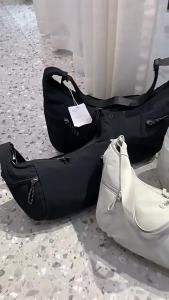 lululemon Trendy large-capacity canvas tote bag for men and women suitable for students travel yoga and fitness