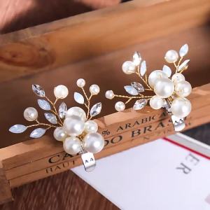 Kẹp giày cỡ nhỏ đính ngọc trai đính đá đan thủ công phong cách tiên nữ mẫu mới của Đoàn Minh.