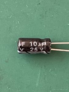 10 BUAH ELCO 10UF 25V KAPASITOR CAPACITOR KAPASITOR ELKO 10 UF 25 V 25volt ups