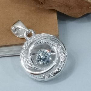 925 Pure Silver Ladies Pendant Double Circle With 3mm Move White CZ Stone. 925纯银灵动双环吊坠.