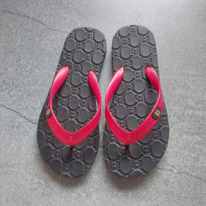 dép kẹp HDGC chất liệu quai đế cao su dẻo mềm mang êm chân siêu bền tiện lợi size 35 đến 39.