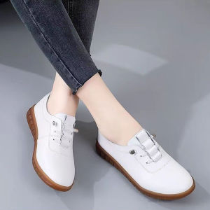 Giày thể thao màu trắng mềm mại của phụ nữ Soles linh hoạt Giày sneakers thấp