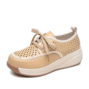 รองเท้าส้นเตี้ยลูกไม้หนังกลวงระบายอากาศได้พื้นนิ่มใส่สบายสำหรับผู้หญิง2023ใหม่