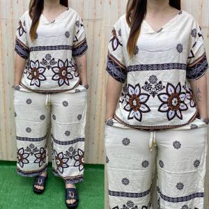CLASSY THAI FLORAL VNECK TOP TERNO SQUAREPANTS WITH 2-POCKET CHALLIS SILK FABRIC HIGH-QUALITY FRAME FIT LARGE UP TO 2XL.