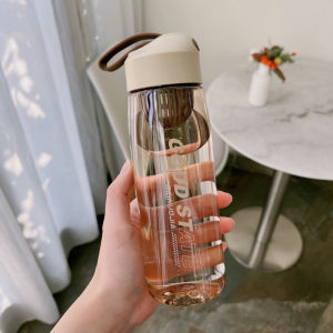 [HCM] Bình nước tập gym bình đựng nước nhựa trong suốt kiểu dáng thể thao bình nước có dung tích lớn 550ml- Randy888