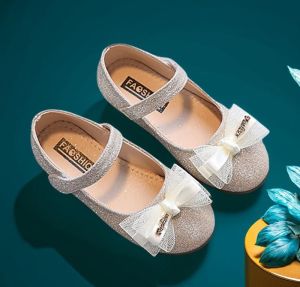 🔥จัดส่งจากคลังสินค้าในประเทศไทย🔥รองเท้าเด็กผู้หญิงรองเท้าปริ๊นเซรองเท้าผูกโบว์รองเท้าเดี่ยว 1-5 ปี