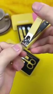 Bộ Bấm Móng Tay Chân 6 Món Kèm Hộp - Đầy Đủ Dụng Cụ Chăm Sóc Móng - Tuệ Lâm Beauty