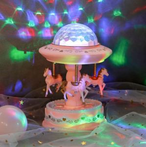 Romantic rotating projection lamp Carousel Music box Music carousel Home decoration Cake decoration Birthday gift