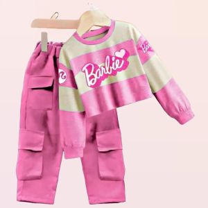 Setelan Anak Perempuan Model Long Sleeve dan Celana Cargo Motif Barbie Terbaru Usia 1-8 Tahun