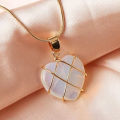 Heart Stone Crystal Kalung Barbie Diamond Castle Kalung Barbie Love. 