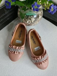 Sepatu Anak Perempuan Motif Garis Cantik usia 1-3 tahun