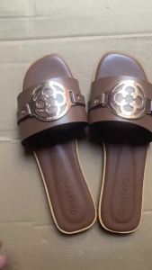 [Free Shipping] Plus-size fashion slippers 2025 stylish and versatile solid color with metal decoration square-toed flat beach sandals