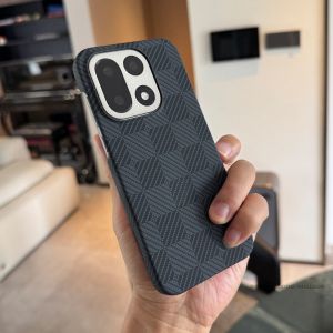 For OnePlus 15 Case Luxury Matte Carbon Fiber Design For OnePlus 15 shockproof drop-proof anti-vibration bumper Back cover