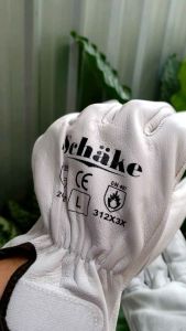 ถุงมือเซฟตี้ ถุงมืออาร์กอน ถุงมือเชื่อม ถุงมือเชื่อมอาร์กอน หนังแพะกุ๊นขอบตีนตุ๊กแก Size L Schake (2 คู่)