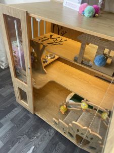 CSM03- [NHÀ GỖ CAO CẤP CHO 2-3 BÉ MÈO]  TÍCH HỢP QUẠT ĐÈN LED BÀN CÀO  BÁNH XE CÓ KHÓA-ROYAL CAT