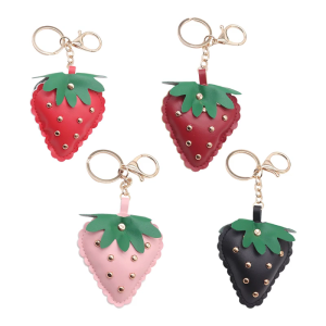 Stylish Studded Strawberry Design PU Leather Key Holder For Auto Keychains Fashion Metal Key Ring Accessory