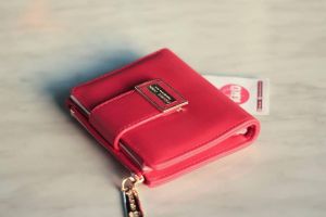 dompet lipat / dompet mini / dompet wanita kecil /dompet lipat pendek wanita