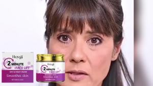 Hoygi Moisturizing Care Cream deeply hydrates and nourishes the skin enhancing its radiance locking in moisture and protecting facial contours