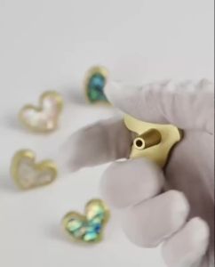 LDIES Natural Shell with Brass Cabinet Handles Creative Heart Shaped Drawer Knobs Decor Wardrobe Pulls Gold Luxury Furnitrue Hardware Q8P6Z