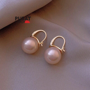 Anting Tusuk Mutiara Sedang Fashion Wanita Elegan Sederhana Style Korean Terbaru AT02 | PUSAT TIMUR