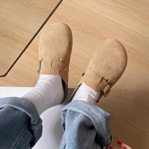 รองเท้าแตะผู้หญิงฤดูร้อนแบบใหม่ พื้นแบน กันลื่นและทนทาน มี 4 สีให้เลือก เบอร์เคนสต็อค รองเท้าส้นเดี่ยวสุดเก๋ ใส่สบายและทันสมัย ​​พร้อมส่งทันที