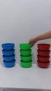 ที่รองขาตู้กับข้าว รองขาตู้ รองขาโต๊ะ กันมดกันแมลง ถ้วยรองขาตู้กับข้าว ถ้วยพลาสติก(แพค 4 ชิ้น)