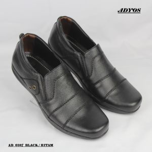 SEPATU CASUAL KULIT PRIA MODEL SEMI FORMAL KERJA KANTOR