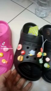 Jelly Sandal Karet Fashion Korea dan Sandal Fuji Merk Balance: Free Jibbitz