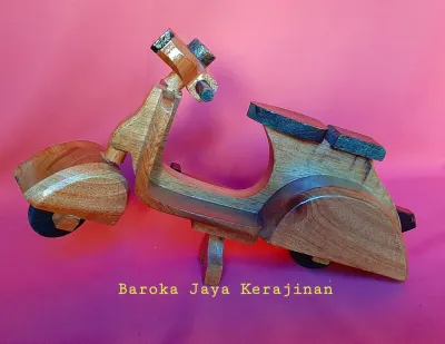 Termurah Pajangan Miniatur Vespa Kayu Besar