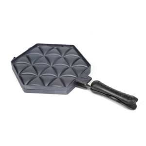 Multipurpose Breakfast Maker with Rapid Heat Distribution and Detachable Plates for Functional Cooking Option