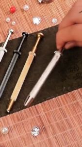 1PC 4 Claws Small Ball Jewelry Gripper Jewelry Tweezer Holder Gems Parts Pick-up Tools Grabber Catcher Jewelry Clip