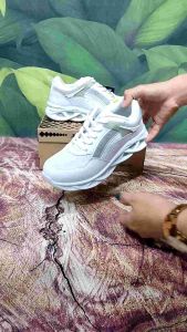 Sepatu Snaekers Cewek Sport Olahraga Kerja Pro Att Tali Putih White 37 sd 40 Keren Kekinian Berkualitas