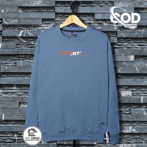 Sweater Crewneck Pria Wanita Warna Hitam Essential Bahan Fleece Katun Tebal Premium Keren Terbaru 2024 Basic Switer Oblong Distro Oversize Cowok Cewek Kece Aesthetic Lengan Panjang Size M L XL XXL